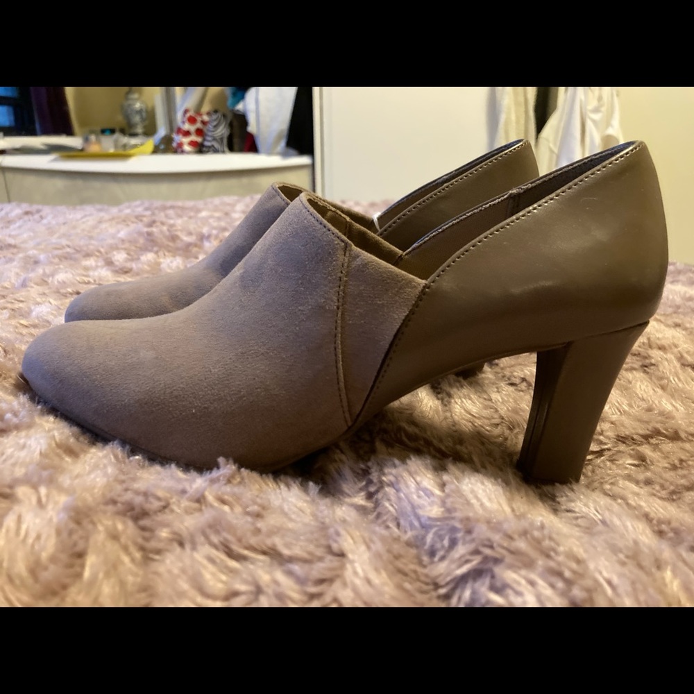DexFlex Comfort Taupe Booties